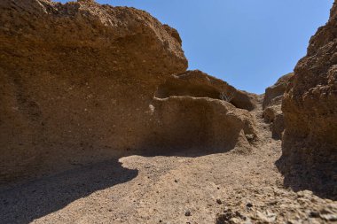 Los Derriscaderos 'taki erimiş volkanik kaya. Derin oyukları ve doğrudan güneş ışığı altında gözenekli dokusu var.