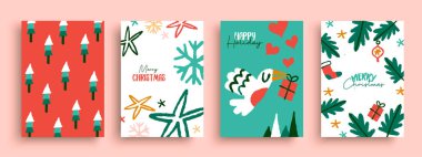 Mutlu Noeller tebrik kartı seti. Parti daveti ya da xmas etkinliği için geçmişe dönük hoş bir karalama dekorasyonu. El yapımı elementler, ağaç çamı, kar tanesi, beyaz kuş, Noel Baba çorabı ve poster koleksiyonu için yeşil yapraklar.