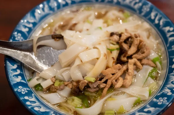 Традиційна Їжа Тайванської Хаки Плоскою Локшиною Банті — стокове фото