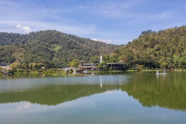 Puli, Nantou - 3 Eylül 2019: Puli, Nantou, Tayvan 'daki ünlü Liyu Tan Gölü manzarası