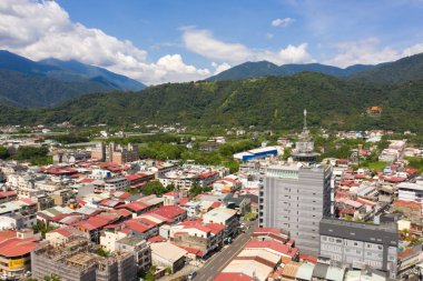 Puli, Tayvan - 12 Temmuz 2020: Nantou, Tayvan, Asya 'daki Puli şehir manzarası