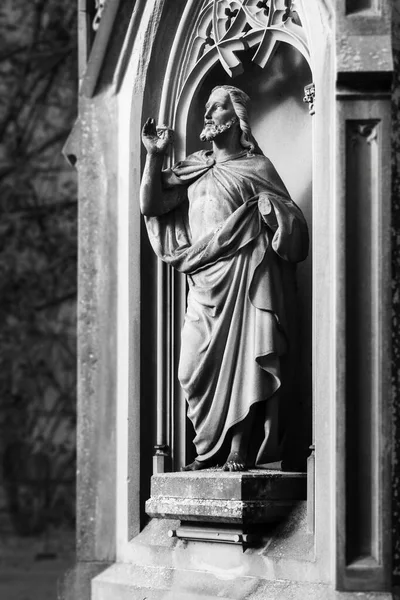 Μια Εικόνα Ενός Πέτρινου Αγάλματος Του Ιησού — Φωτογραφία Αρχείου