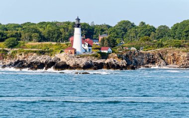 PORTLAND, MAINE - 10 Eylül 2022 Portland Head Light Cape Elizabeth, Maine 'de tarihi bir deniz feneridir. 1791 yılında tamamlandı, Maine 'deki en eski deniz feneridir..