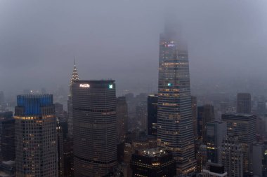 NEW YORK CITY - 11 Eylül 2022: New York, Amerika Birleşik Devletleri 'nin en kalabalık şehridir ve şehre yılda 60 milyondan fazla ziyaretçi gelir.