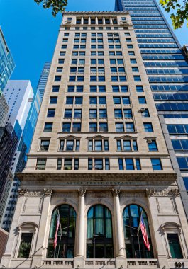 NEW YORK CITY - 11 Eylül 2022: New York, Amerika Birleşik Devletleri 'nin en kalabalık şehridir ve şehre yılda 60 milyondan fazla ziyaretçi gelir.