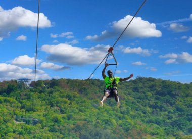 LABADEE, HAITI - 31 Ocak 2023: Labadee, Haiti 'nin kuzey kıyısında bulunan bir liman. Kraliyet Karayipleri 'ne üç yolcu gemisinin yolcuları için kiralanmış özel bir tatil beldesidir..