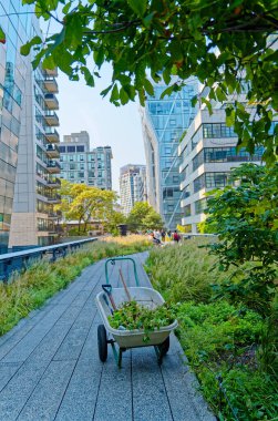 NEW YORK CITY - 11 Eylül 2022: New York, Amerika Birleşik Devletleri 'nin en kalabalık şehridir ve şehre yılda 60 milyondan fazla ziyaretçi gelir.