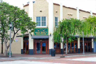 FORT LAUDERDALE, FLORIDA - December 14, 2022: Dade-Broward County is the cultural and economic center of South Florida and is a major leader in boating, tourism, the arts, and the cruising industry.