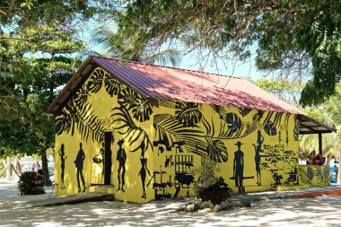 LABADEE, HAITI - 22 Aralık 2022: Labadee, Haiti 'nin kuzey kıyısında yer alan bir liman. Kraliyet Karayipleri 'ne üç yolcu gemisinin yolcuları için kiralanmış özel bir tatil beldesidir..