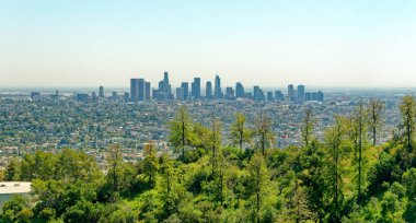 LOS ANGELES - 20 Nisan 2023: Los Angeles, New York 'tan sonra Amerika Birleşik Devletleri' nin en kalabalık ikinci şehri ve dünyanın en kalabalık megafitlerinden biridir..