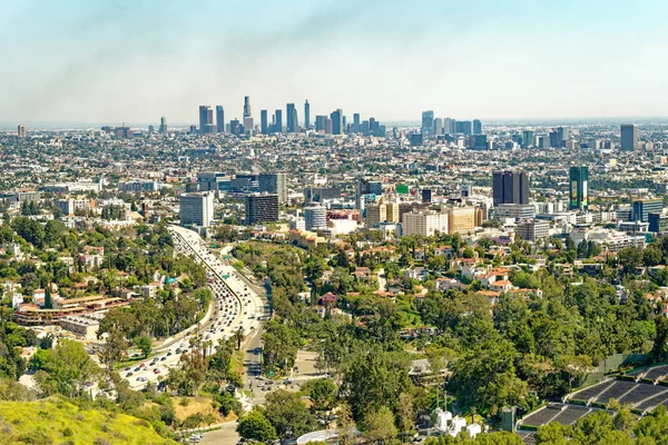 ロサンゼルス 2023年4月20日 ロサンゼルスはカリフォルニア州最大の都市であり ニューヨーク市に次いで米国で2番目に人口の多い都市であり 世界で最も人口の多いメガシティの1つです — ストック写真