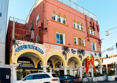 LOS ANGELES - 20 Nisan 2023: Los Angeles, New York 'tan sonra Amerika Birleşik Devletleri' nin en kalabalık ikinci şehri ve dünyanın en kalabalık megafitlerinden biridir..