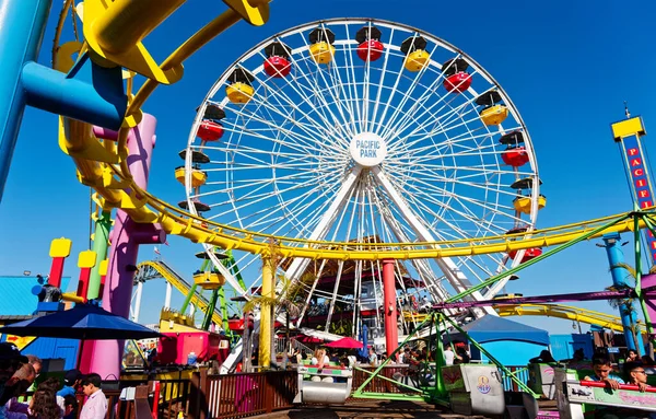 Los Angeles April 2023 Santa Monica Pier Innehåller Nöjespark Koncessionsstånd — Stockfoto