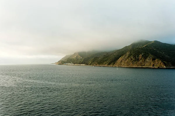 Catalina Eiland Onder Mistige Hemel — Stockfoto