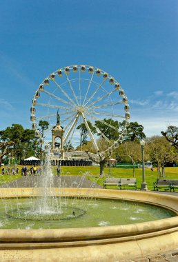 SAN FRANCISCO, CALIFORNIA - 25 Nisan 2023: Golden Gate Park Central Park 'tan daha büyük ve Central Park ve Lincoln Anıtı' ndan sonra ABD 'de en çok ziyaret edilen üçüncü şehir parkı..
