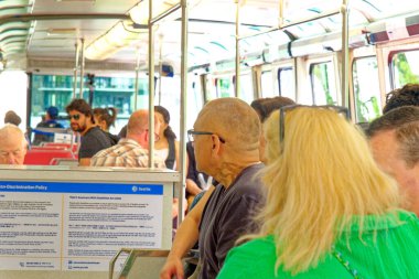 SEATTLE, WASHINGTON - 12 Mayıs 2023: teknolojiye ek olarak, Seattle gelişen bir turizm endüstrisine sahiptir. 90 'ların ortalarından bu yana, Seattle seyahat sektöründe önemli bir büyüme yaşadı..