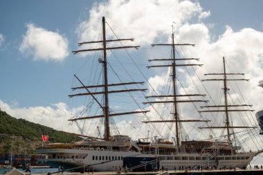 PHILIPSBURG, ST MAARTEN - 4 Aralık 2023: Sint Maarten Karayipler 'de Hollanda' nın kurucu bir ülkesidir ve Fransız Hint Adaları 'nın bir parçası olan Saint Martin ile birlikte bir adanın yarısını kaplar.