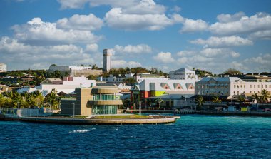 NASSAU, BAHAMAS - 31 Ocak 2024: 260.000 kişilik nüfusuyla Nassau, Bahamalar 'ın 80 nüfusuna sahiptir..