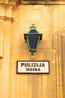 Mdina Malta 'daki Polis Karakolu' na Işık