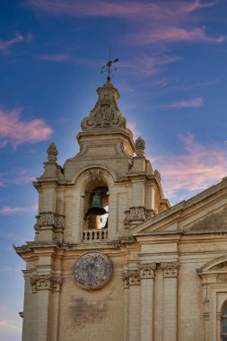 VALLETTA, MALTA - 11 Ekim 2024: Mdina Malta Annunciation Kilisesi