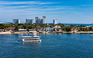 Fort Lauderdale, Florida 'daki Fort Lauderdale Everglades' te 29 Ocak 2025 Orman Kraliçesi