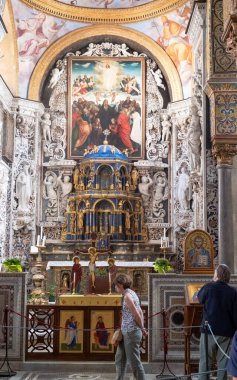 PALERMO, ITALY - 24 Ekim 2024: Santa Maria dell Ammiraglio Kilisesi, yüzyıllar geçtikçe zenginleşen stillerin çeşitliliği ile karakterize edilmiştir.