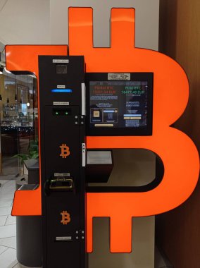 Dükkandaki Bitcoin ATM 'si.