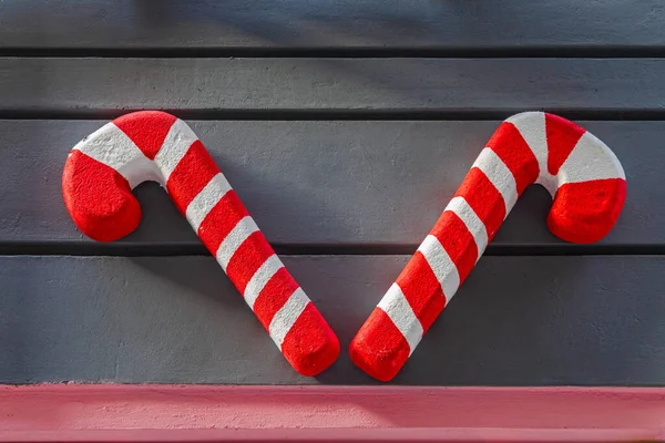 Candy Cane Red White Sticks Building Wall — стоковое фото