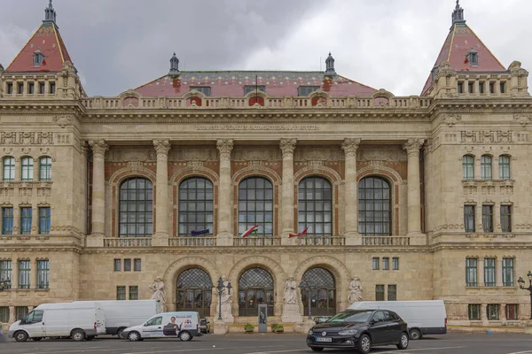 Budapeszt Węgry Lipca 2022 Budynek Politechniki Ekonomii Publicznej Centrum Miasta — Zdjęcie stockowe