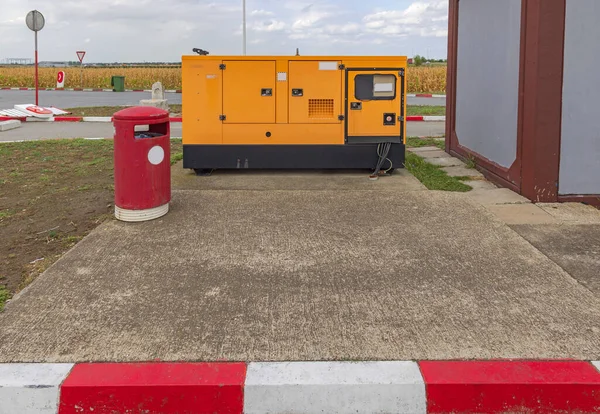 Big Stationary Diesel Generator Set Emergency Electric Power Unit — Stock Photo, Image