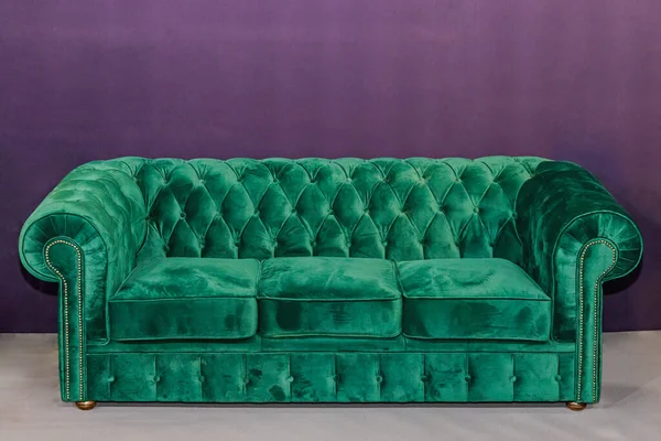 Large Green Plush Upholstery Sofa Living Room — Stock Photo, Image