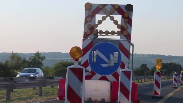 Nis Serbia Agustus 2022 Highway Road Maintenance Trailer Sign Lane — Stok Video