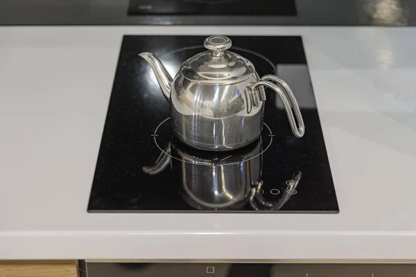 Stainless Steel Tea Kettle Induction Cooktop Modern Kitchen — стокове фото
