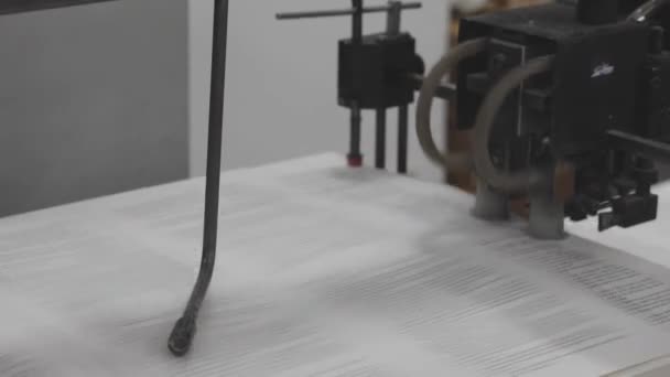 Documentos Sucção Vácuo Máquinas Processo Produção Impressão Escritório — Vídeo de Stock