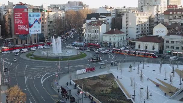베오그라드 세르비아 2022 Roundabout Slavija Water Fountain Aerial View Traffic — 비디오