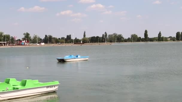 セルビア パルコ 2022年8月1日 パルコ湖温泉夏の日パノラマヴォイヴォディナ — ストック動画