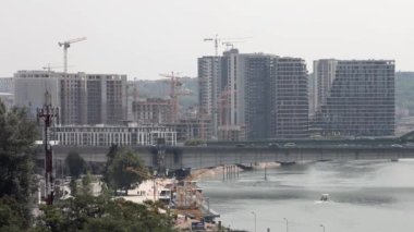 Belgrad Rıhtımı İnşaat Alanı Sava Nehri Yaz Gününde