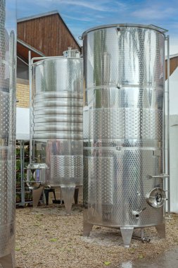 Vinificators Fermenters Storage Tanks Wine Making Equipment