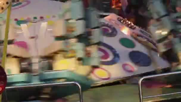 Heavy Double Rotation Centrifugal Force High Thrill Ride Amusement Park — Stok video