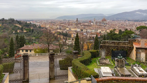 Florença Itália Fevereiro 2018 Old City Panorama Hill Top Cemetery — Fotografia de Stock