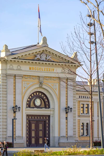 塞尔维亚贝尔格莱德 2023年3月22日 首都市中心的旧火车站大楼倒塌 — 图库照片