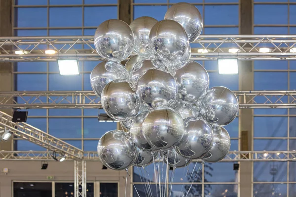 Cluster Helium Filled Mylar Foil Silver Balloons Stand Hall — стокове фото
