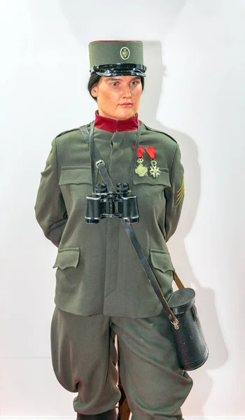 塞尔维亚贝尔格莱德 2023年2月23日 在巡回展览博物馆举行的第一次世界大战中士兵英雄米隆卡 萨维奇 格里戈里耶维奇蜡像雕塑展 — 图库照片