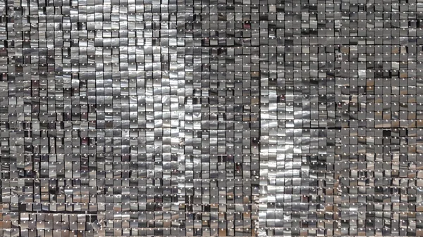 Disko Kulübü Eğlence Efektlerinde Metalik Aynalar Duvarı — Stok fotoğraf