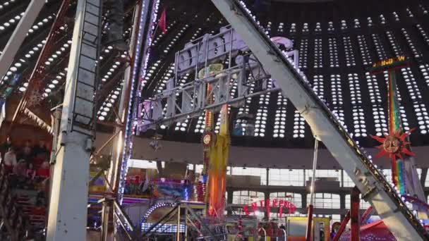 Belgrade Serbia December 2022 Pirate Ship Pendulum Ride Amusement Park — Stock Video