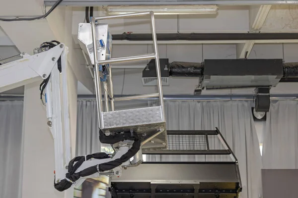 Aluminiowa Platforma Lotnicza Halach Roboty Wewnętrzne — Zdjęcie stockowe