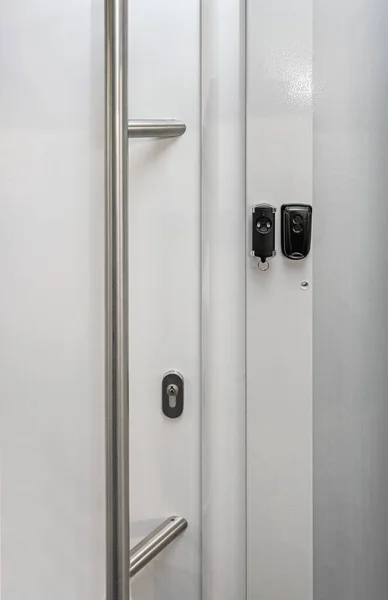 Dos Controles Remotos Para Puertas Garaje Equipo Casa Titular — Foto de Stock