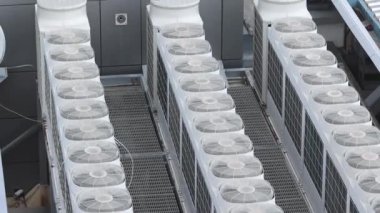 Çatı Üstü İnşaat 'ta Klima Hvac Birimleri Eğiliyor