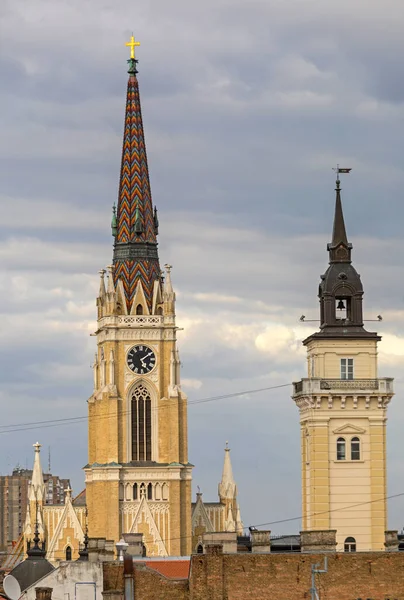 Věž Římskokatolické Katedrály Novém Sadu Srbsku — Stock fotografie