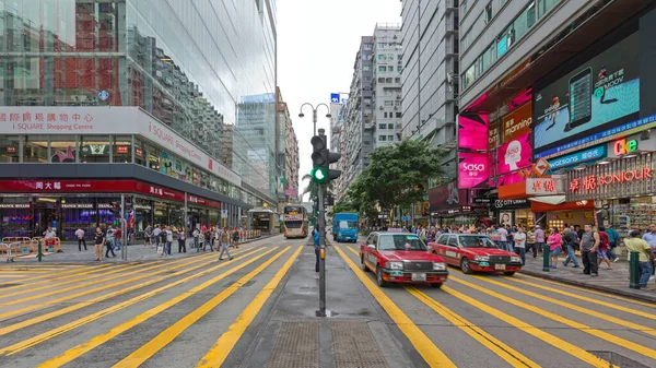 Χονγκ Κονγκ Κίνα Απριλίου 2017 Nathan Road Crossing Street View — Φωτογραφία Αρχείου